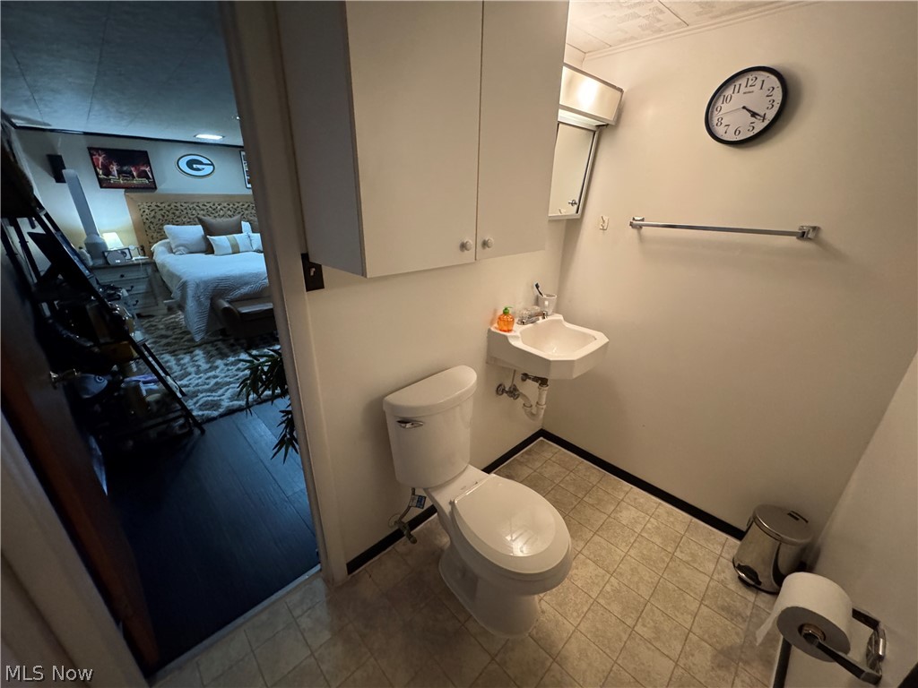 11 Hillcrest Drive Martins Ferry OH 43935
