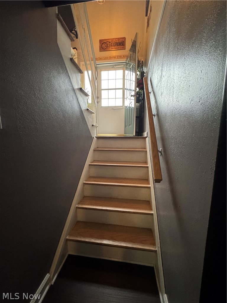 11 Hillcrest Drive Martins Ferry OH 43935
