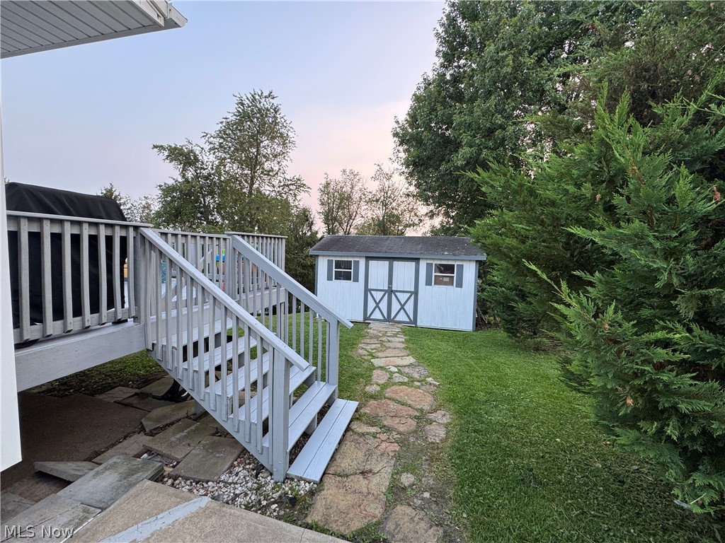 11 Hillcrest Drive Martins Ferry OH 43935