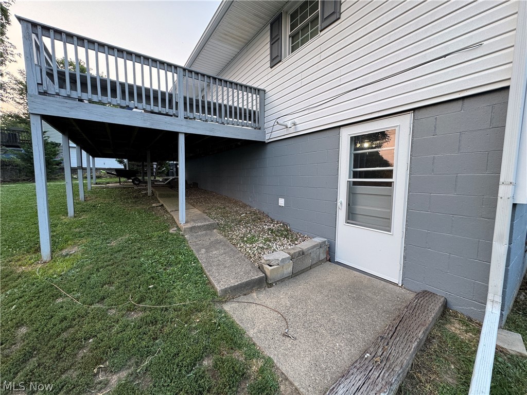 11 Hillcrest Drive Martins Ferry OH 43935