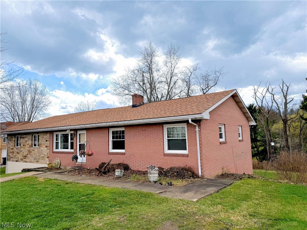 39 Emmett Way Steubenville OH 43952