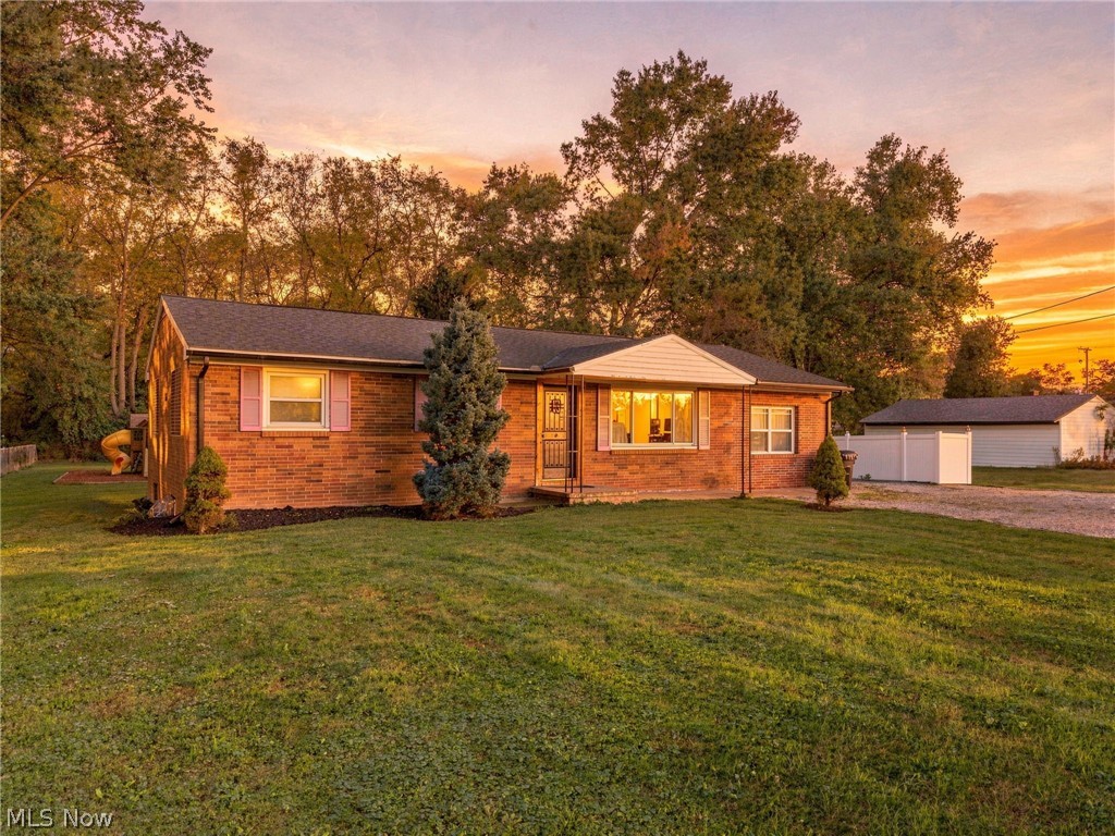 4125 Ashway Avenue SE Canton OH 44707