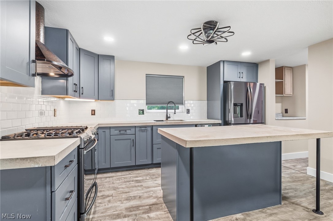 4125 Ashway Avenue SE Canton OH 44707