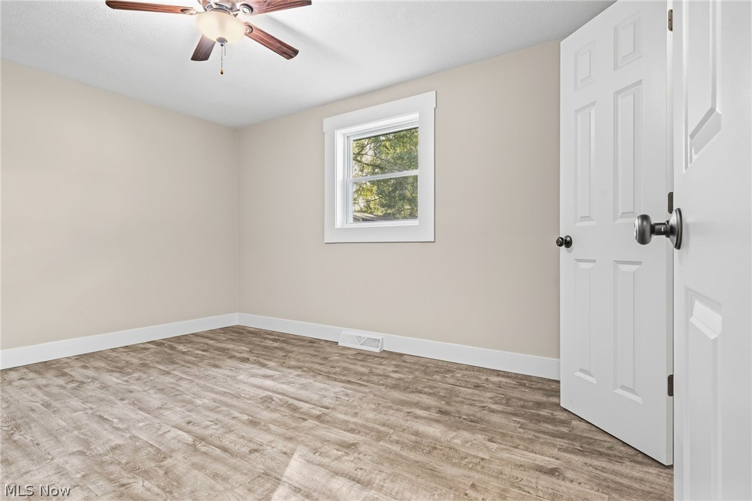 4125 Ashway Avenue SE Canton OH 44707