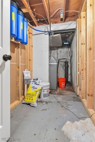 4125 Ashway Avenue SE Canton OH 44707