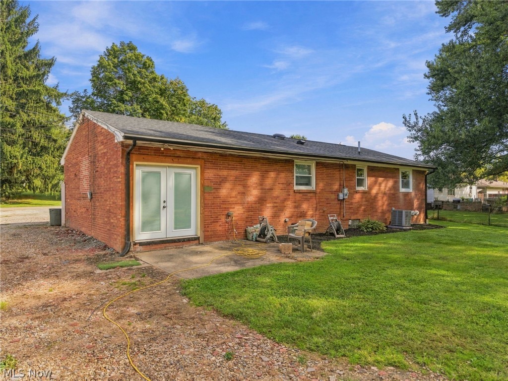 4125 Ashway Avenue SE Canton OH 44707