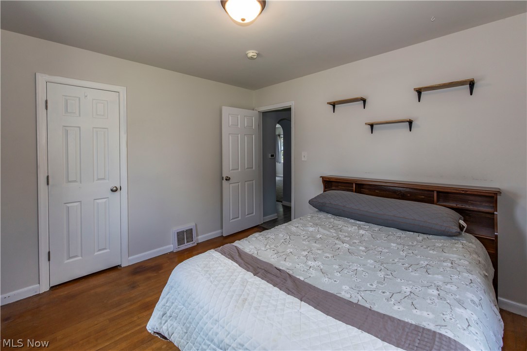 33 Pierce Avenue Cuyahoga Falls OH 44221