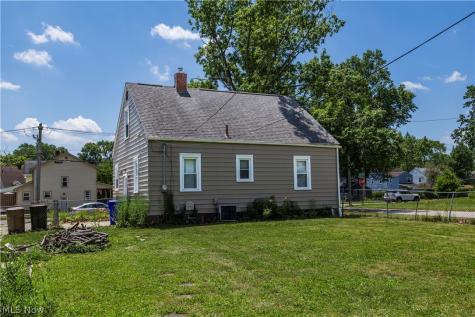 33 Pierce Avenue Cuyahoga Falls OH 44221