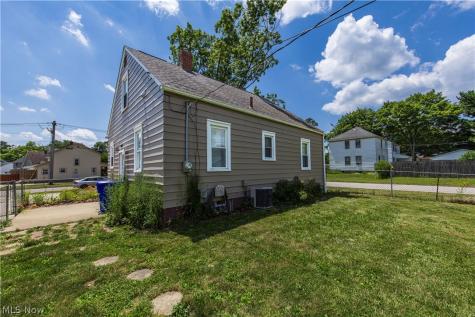 33 Pierce Avenue Cuyahoga Falls OH 44221