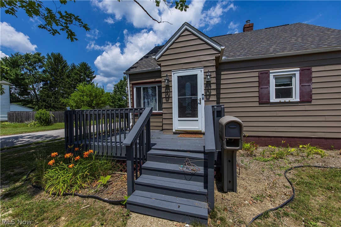 33 Pierce Avenue Cuyahoga Falls OH 44221