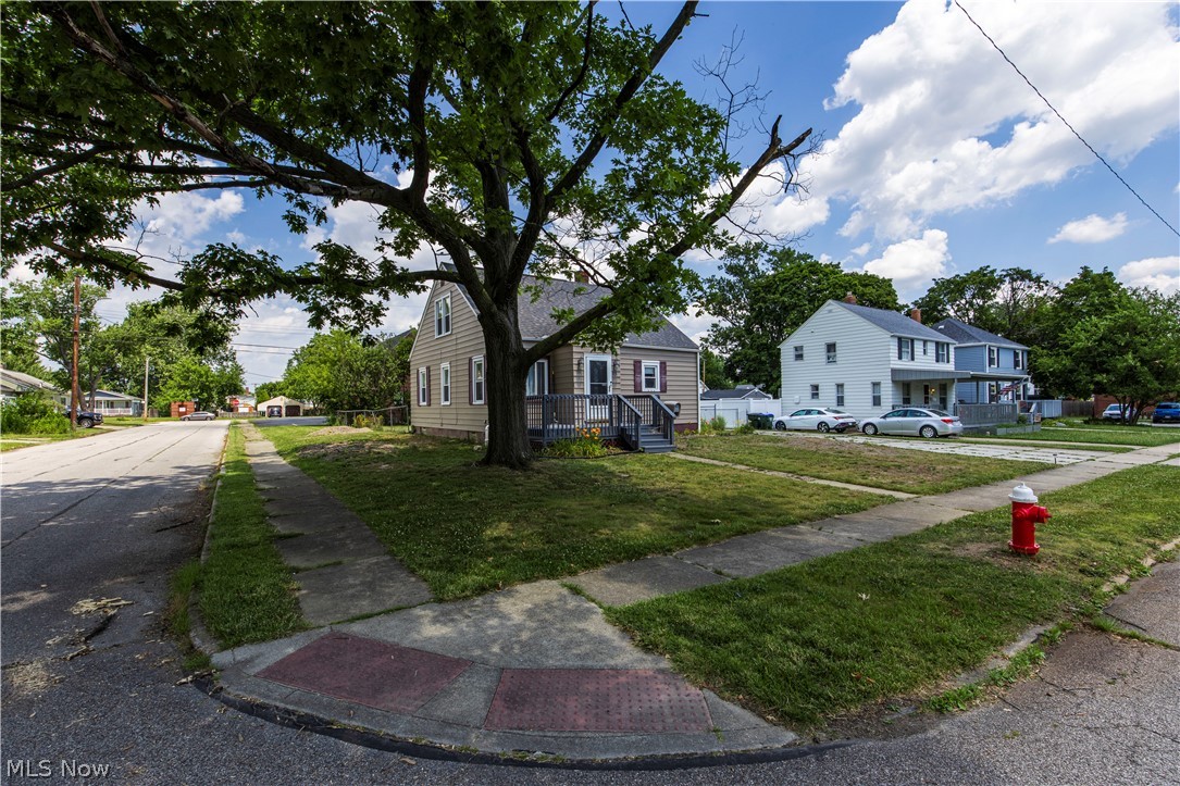 33 Pierce Avenue Cuyahoga Falls OH 44221