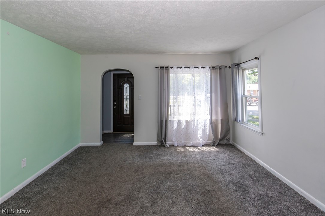 33 Pierce Avenue Cuyahoga Falls OH 44221