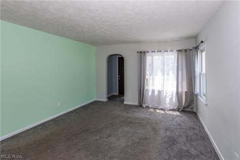 33 Pierce Avenue Cuyahoga Falls OH 44221