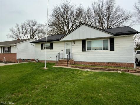 30405 Vineyard Road Willowick OH 44095