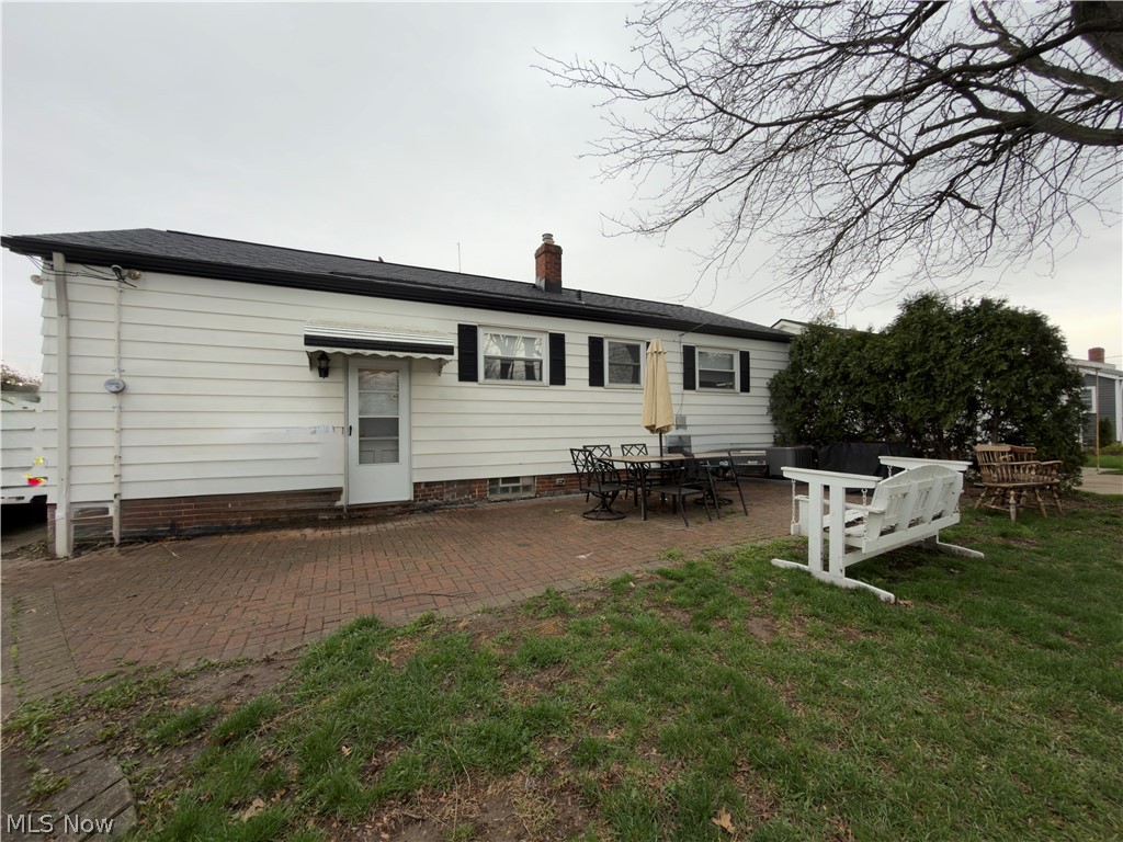 30405 Vineyard Road Willowick OH 44095