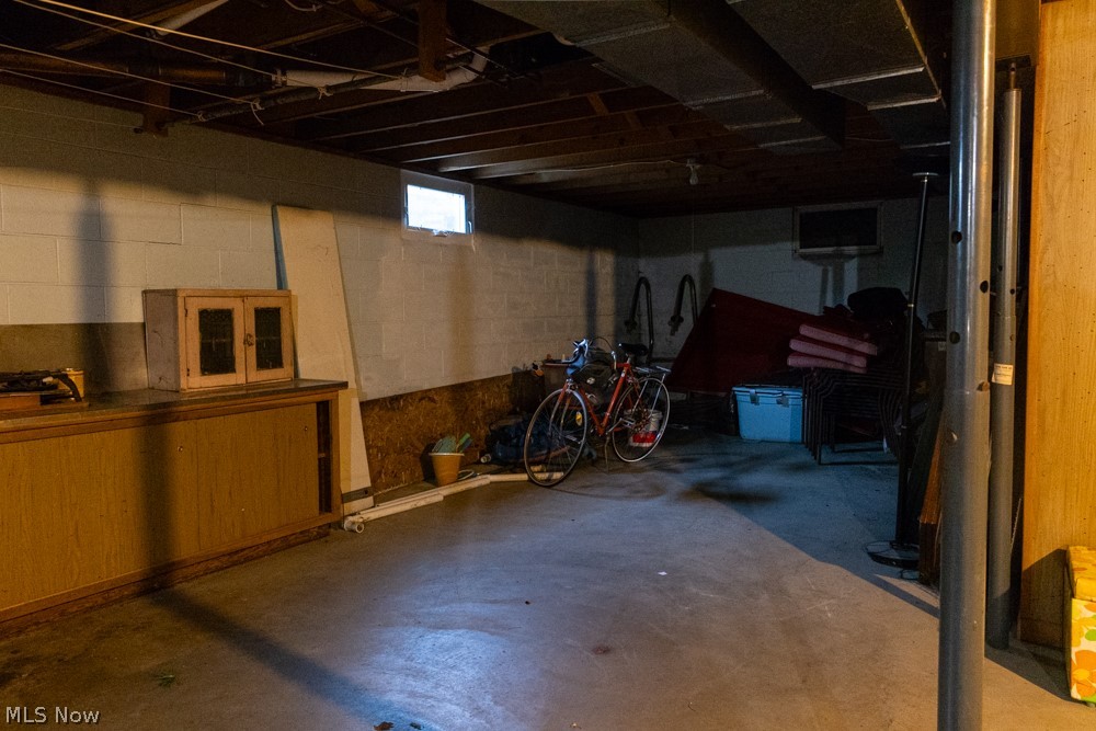 333 Hilan Avenue SW New Philadelphia OH 44663