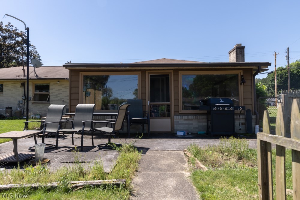 333 Hilan Avenue SW New Philadelphia OH 44663