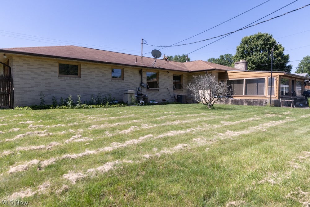 333 Hilan Avenue SW New Philadelphia OH 44663