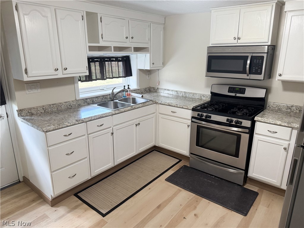 2807 Warren Burton Road Southington OH 44470