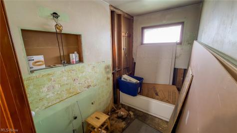 919 W 23rd Street Lorain OH 44052