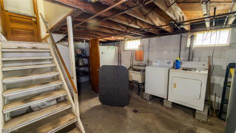 919 W 23rd Street Lorain OH 44052