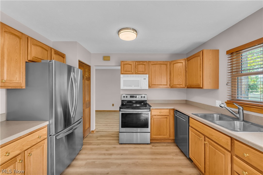 14472 S Gateway Drive North Royalton OH 44133