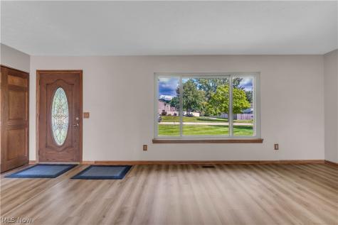 14472 S Gateway Drive North Royalton OH 44133