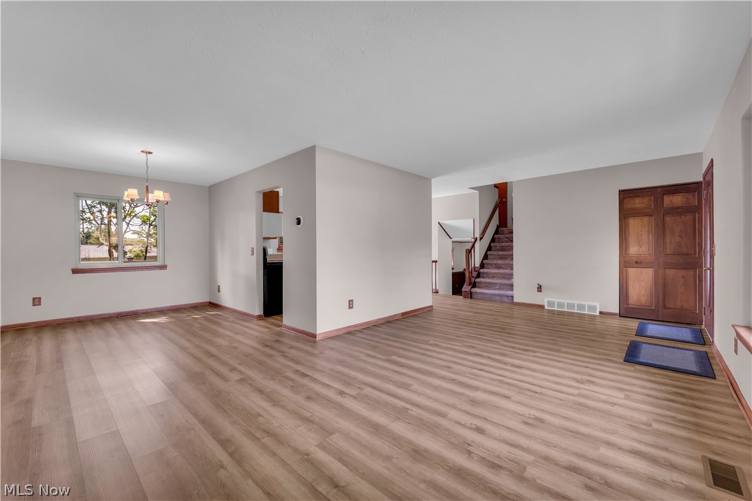 14472 S Gateway Drive North Royalton OH 44133