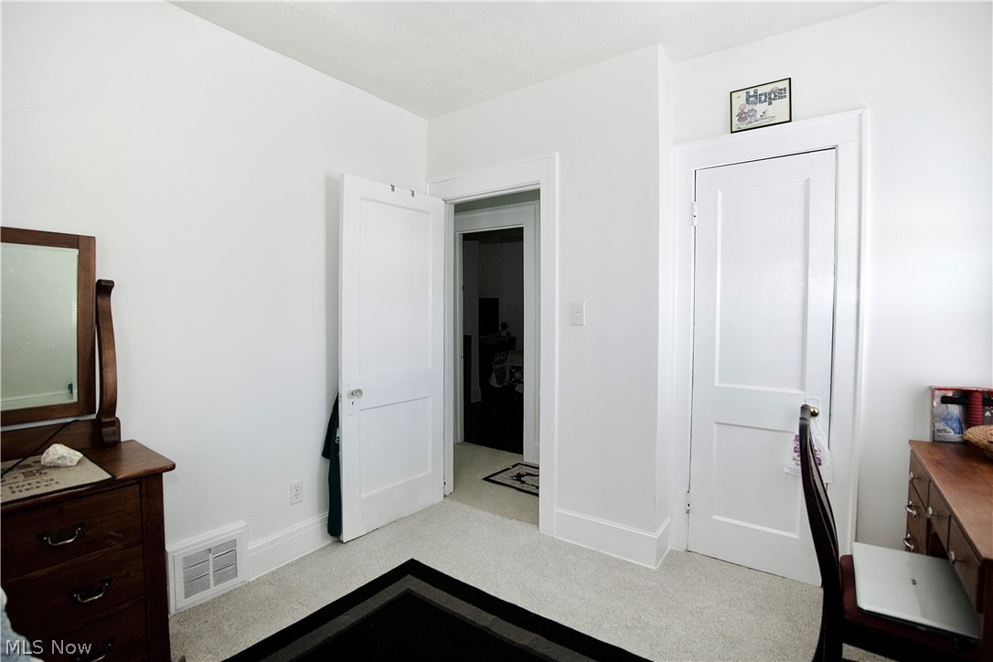 1591 W 116th Street Cleveland OH 44102