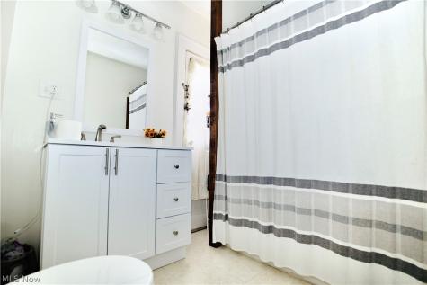 1591 W 116th Street Cleveland OH 44102