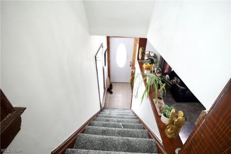 1591 W 116th Street Cleveland OH 44102