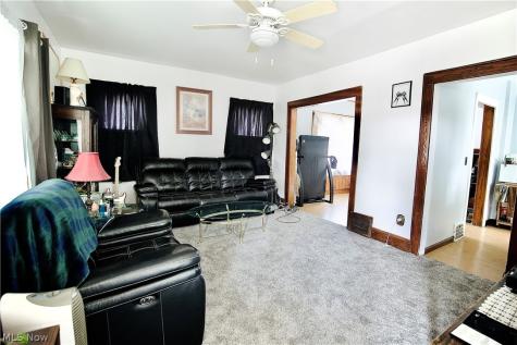 1591 W 116th Street Cleveland OH 44102