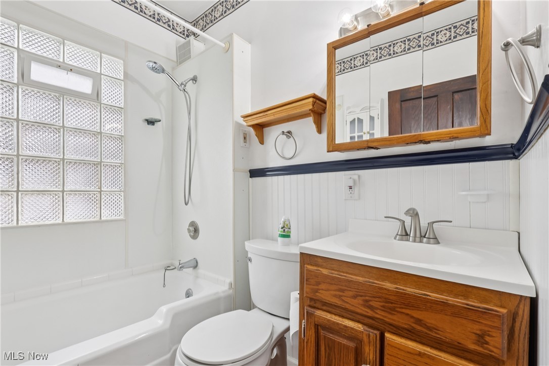 3329 W 131st Street Cleveland OH 44111