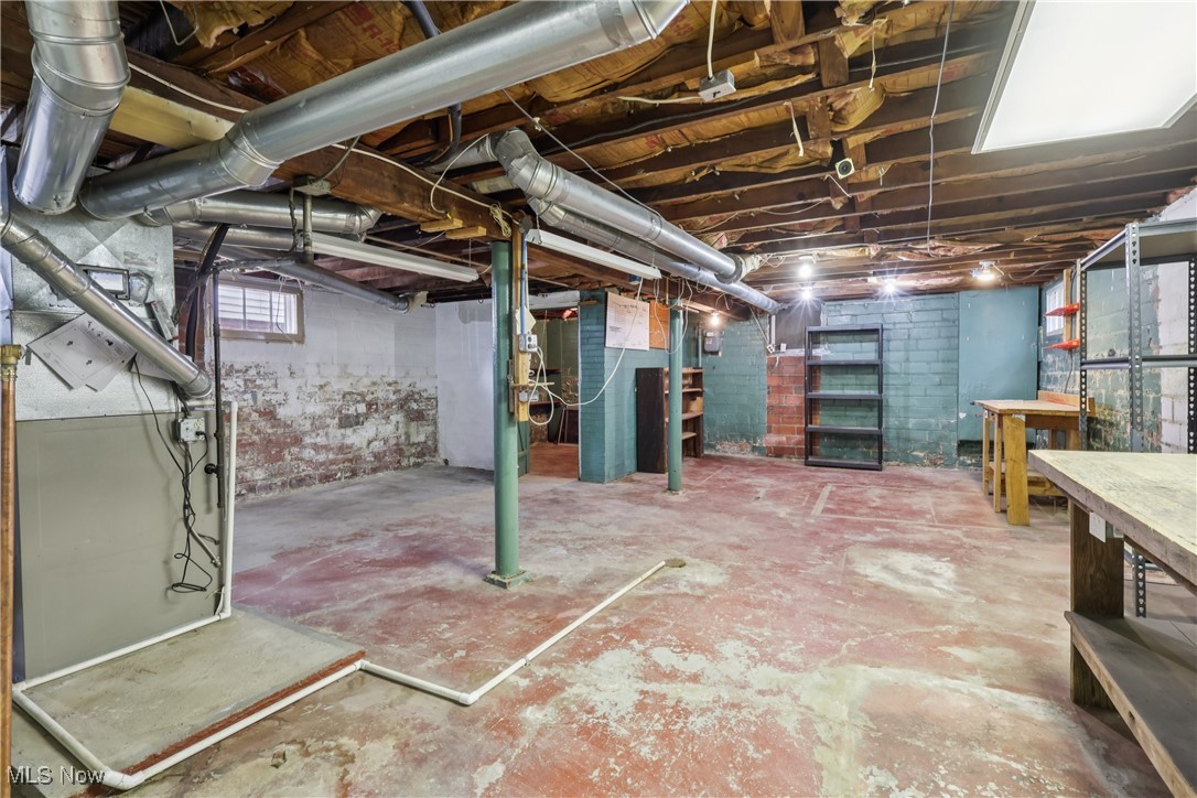 3329 W 131st Street Cleveland OH 44111