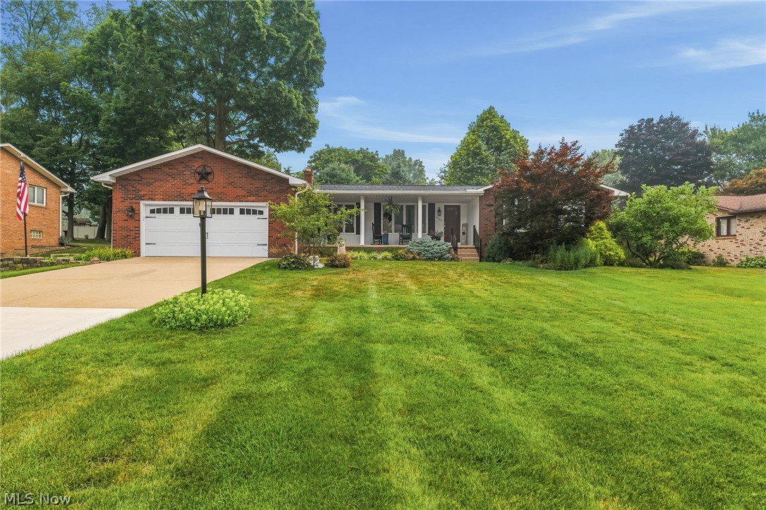 5308 Lindenwood Street Louisville OH 44641