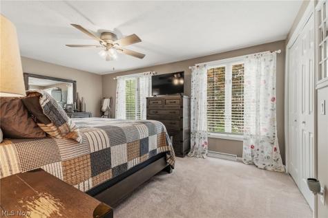 5308 Lindenwood Street Louisville OH 44641