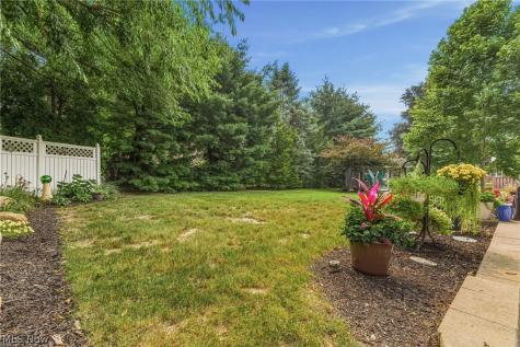 5308 Lindenwood Street Louisville OH 44641