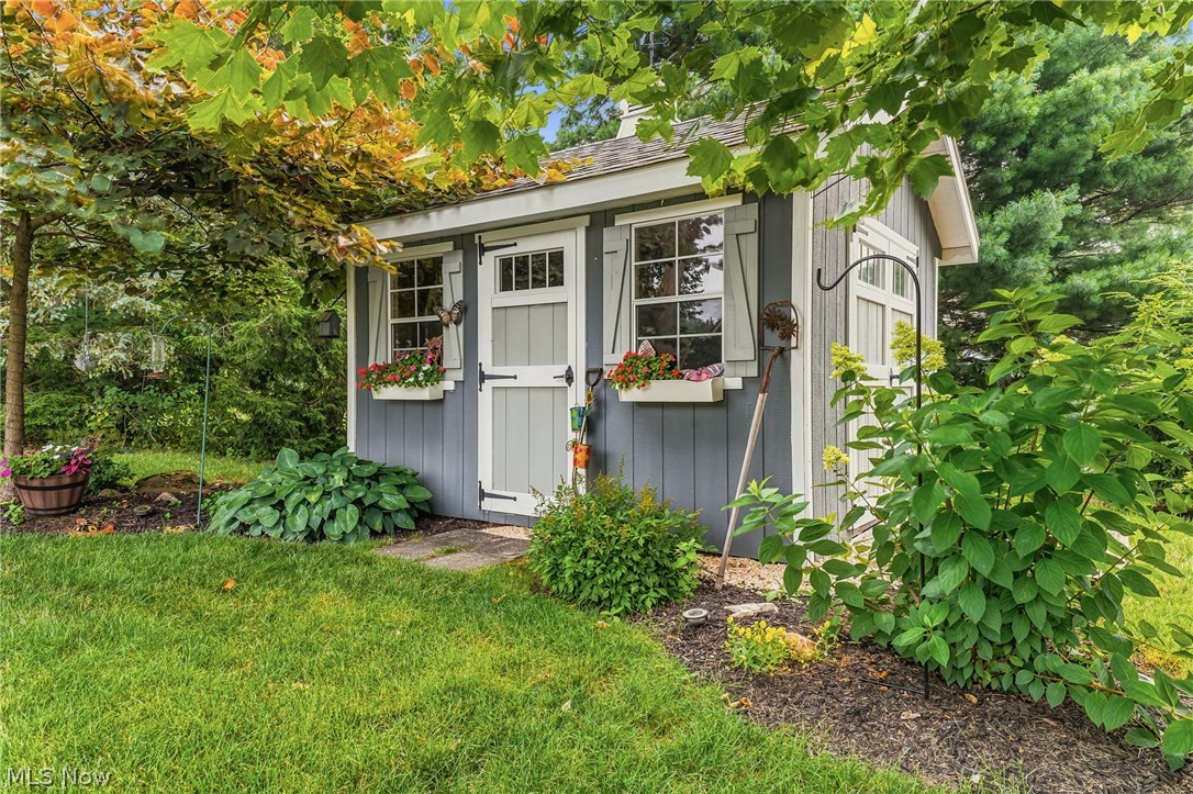 5308 Lindenwood Street Louisville OH 44641