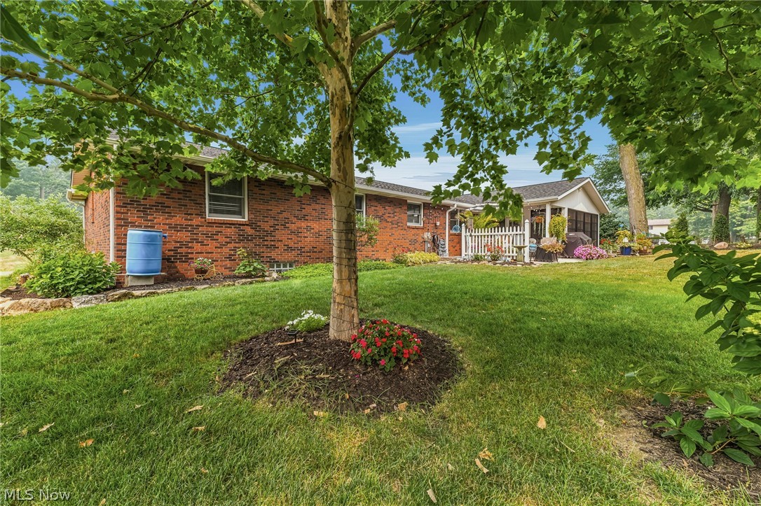 5308 Lindenwood Street Louisville OH 44641