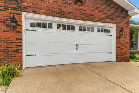 5308 Lindenwood Street Louisville OH 44641