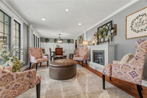 5308 Lindenwood Street Louisville OH 44641
