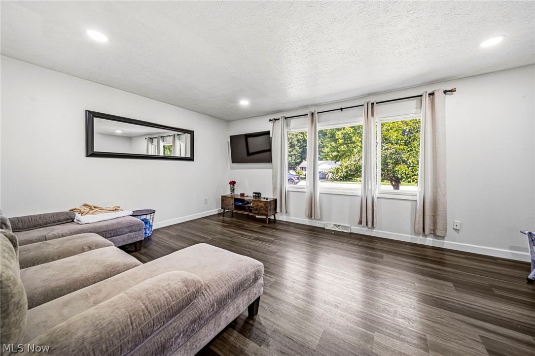38102 Parkway Boulevard Willoughby OH 44094