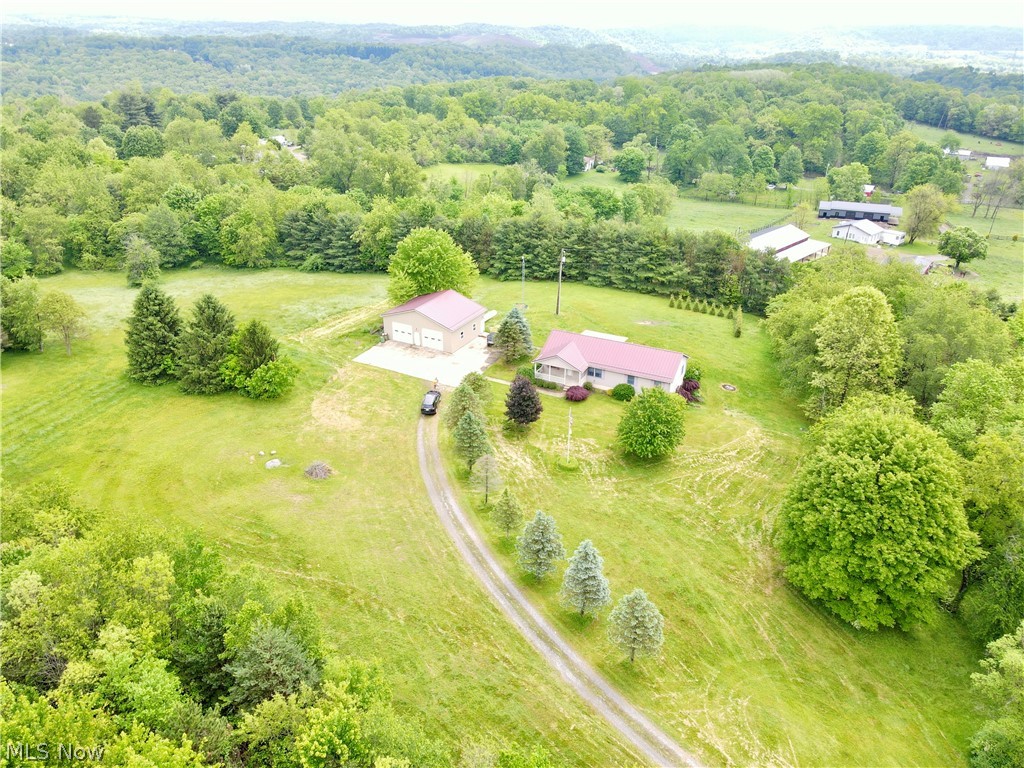 49222 Taylor Road Negley OH 44441