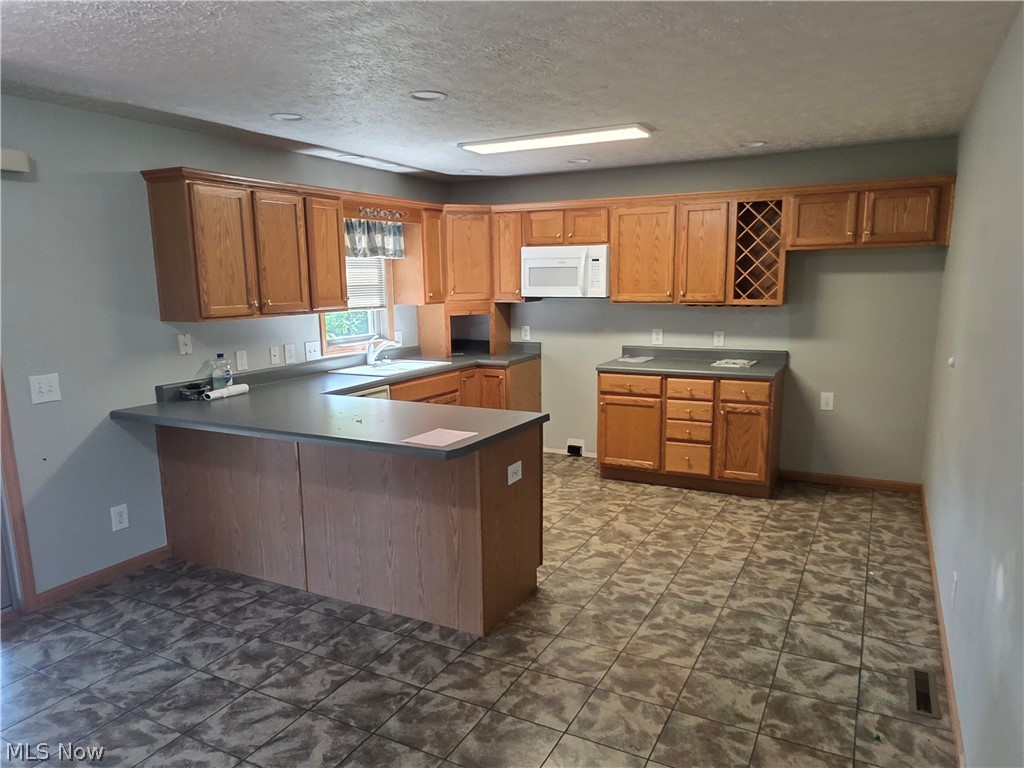 49222 Taylor Road Negley OH 44441