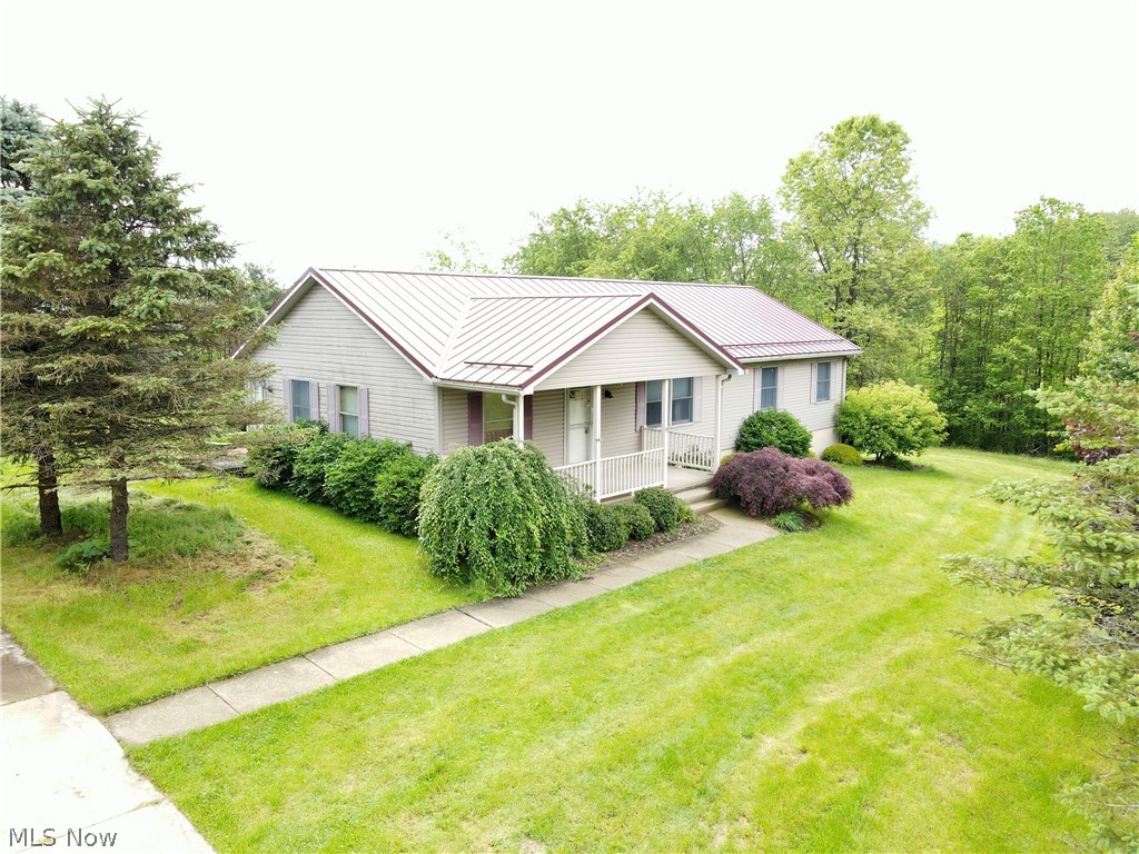 49222 Taylor Road Negley OH 44441