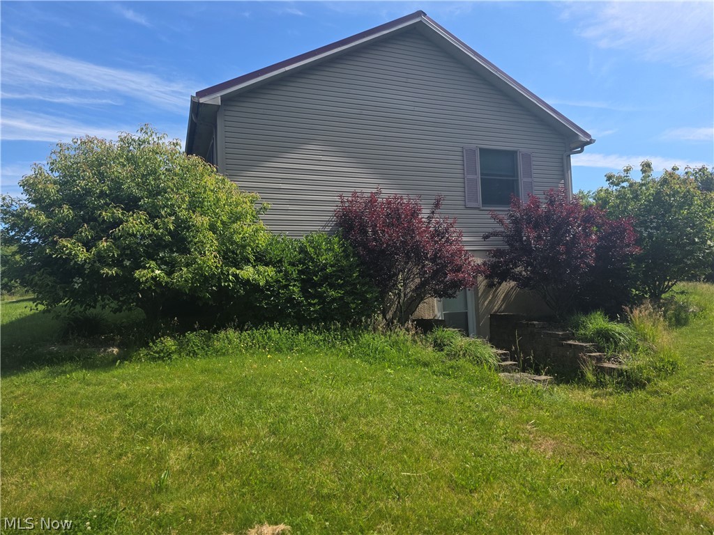 49222 Taylor Road Negley OH 44441