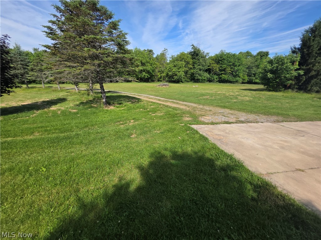 49222 Taylor Road Negley OH 44441