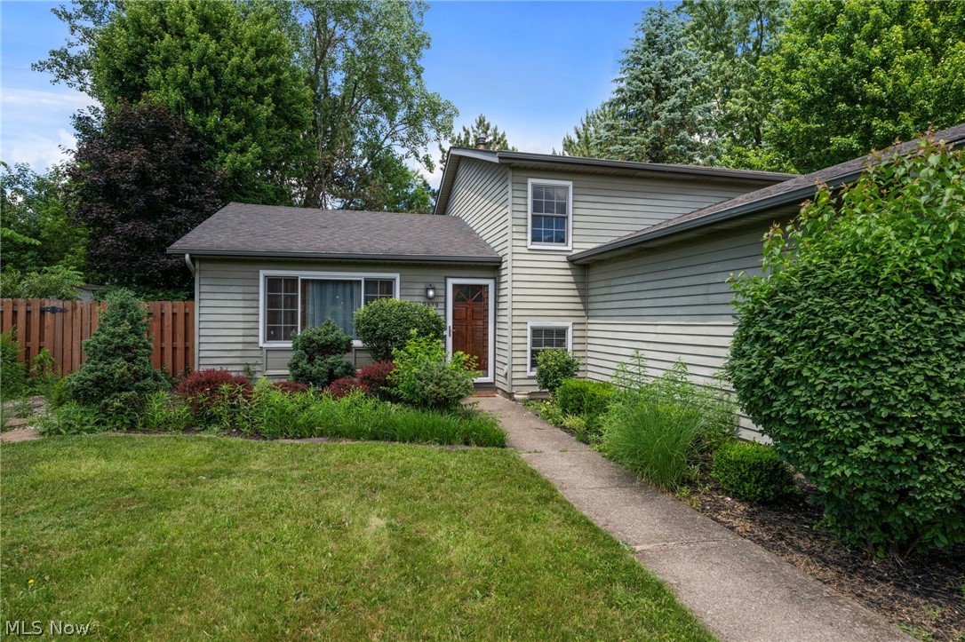 9539 Glencairn Lane Olmsted Falls OH 44138