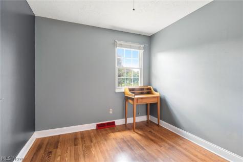 9539 Glencairn Lane Olmsted Falls OH 44138