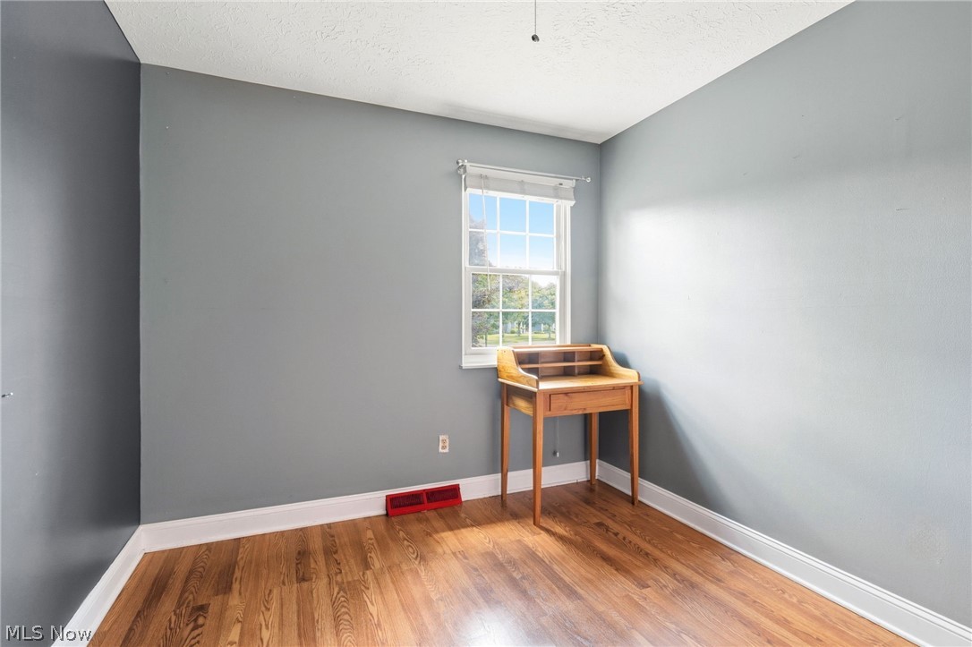 9539 Glencairn Lane Olmsted Falls OH 44138